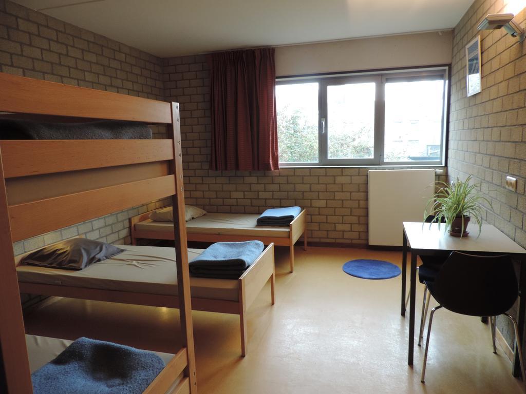 Hostel Blauwput Leuven Oda fotoğraf